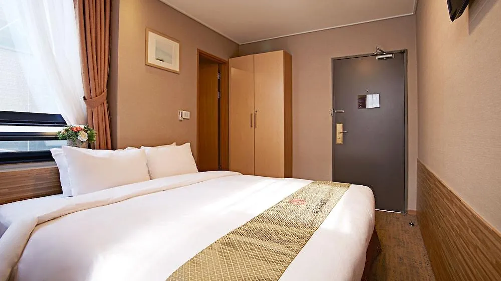 Hotel Skypark Myeongdong 1 Seoul 3*,  South Korea