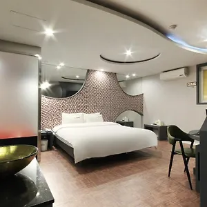 Rosso Otel Busan