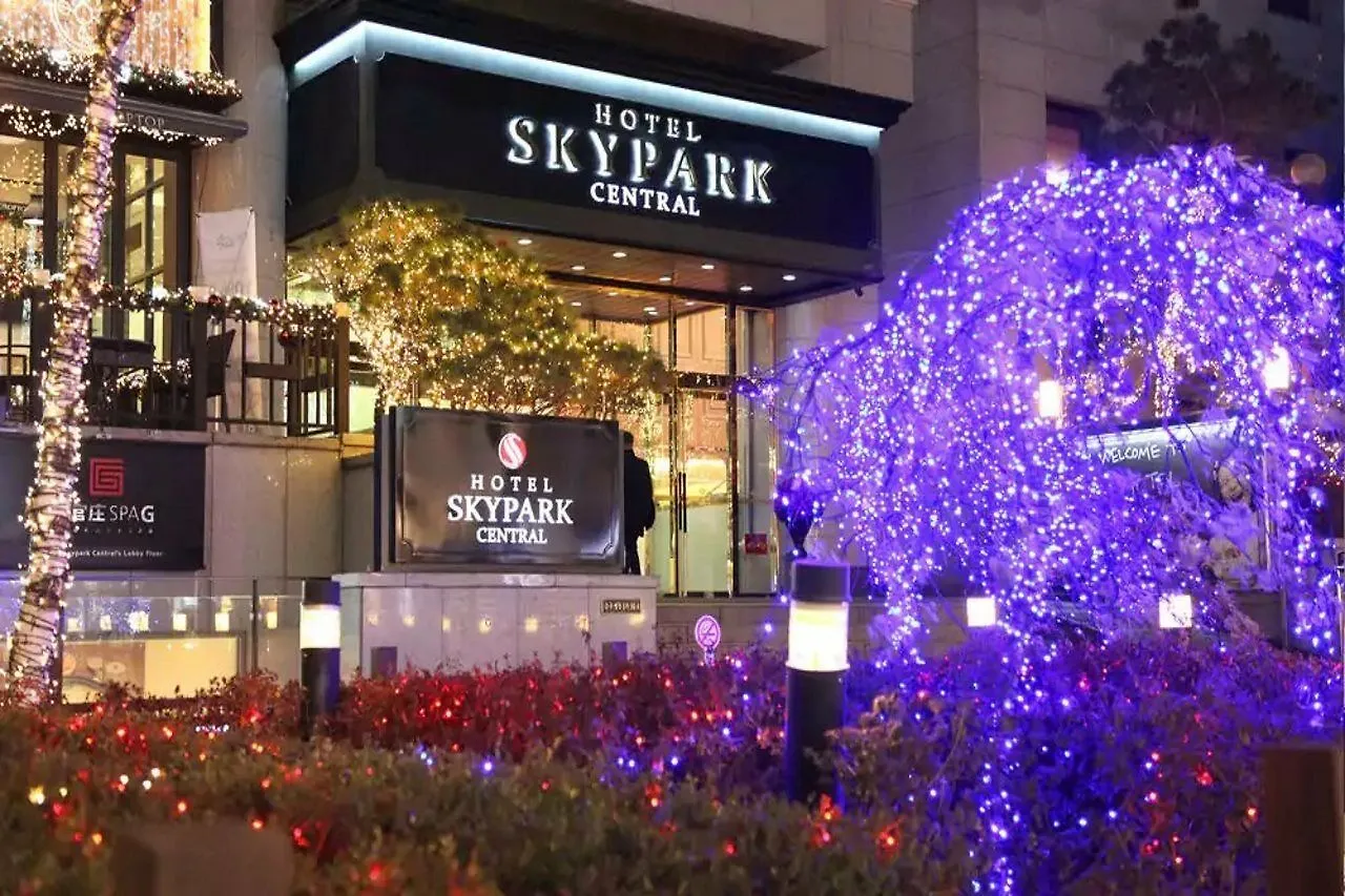 Hotel Skypark Myeongdong 1 Seoul 3*,